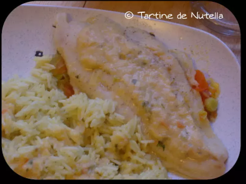 Filet de panga sur fondue de légumes et son riz en sauce, photo 1