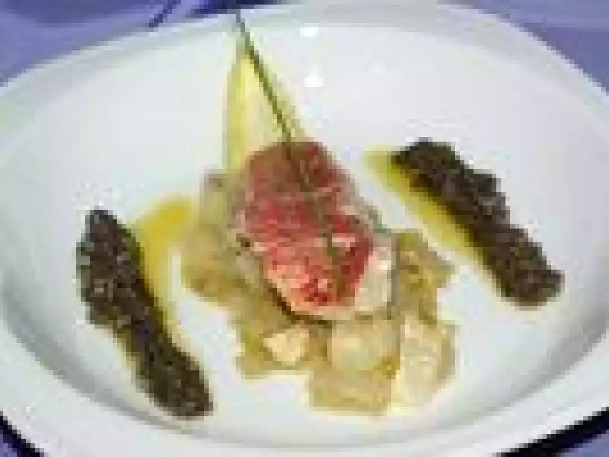 Filet de rouget poêlé, endives à l'orange, huile d'olive au citron - photo 3