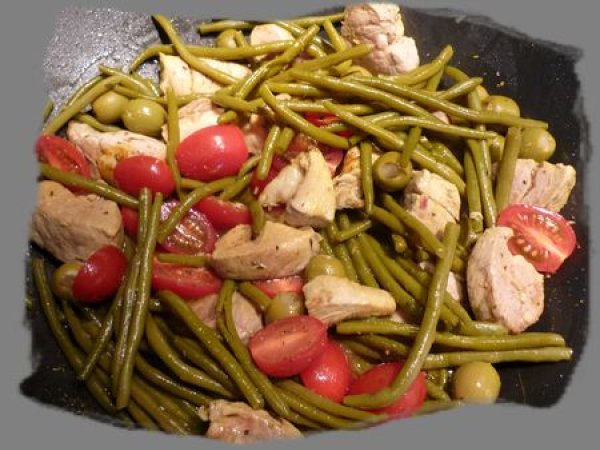 Filet Mignon De Porc Aux Olives Haricots Verts Et Tomates