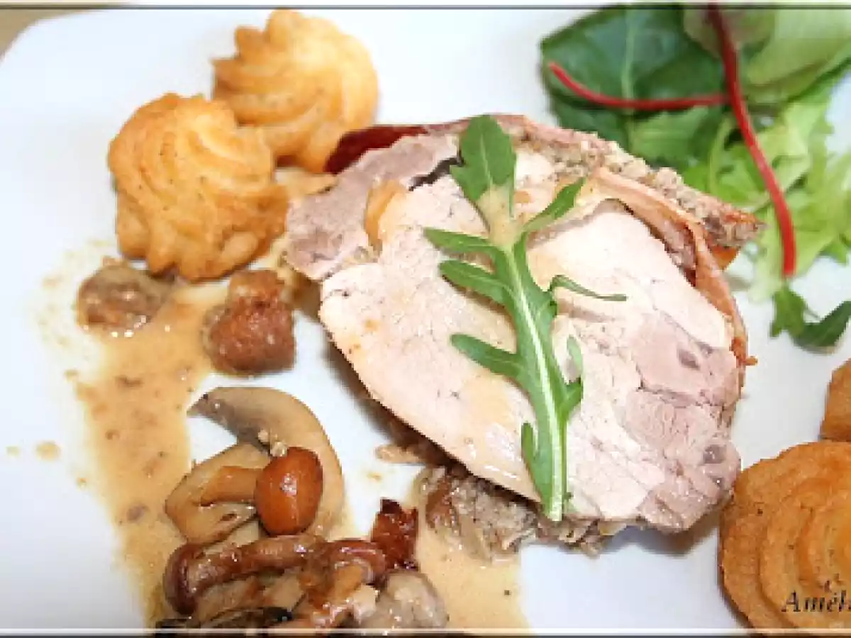 FILET MIGNON DE PORC EN ENVELOPPE DE JAMBON FUME ET CHAMPIGNONS