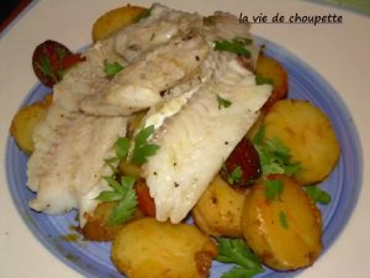 FILETS D'EGLEFIN SUR POMMES DE TERRE NOUVELLES AU CHORIZO