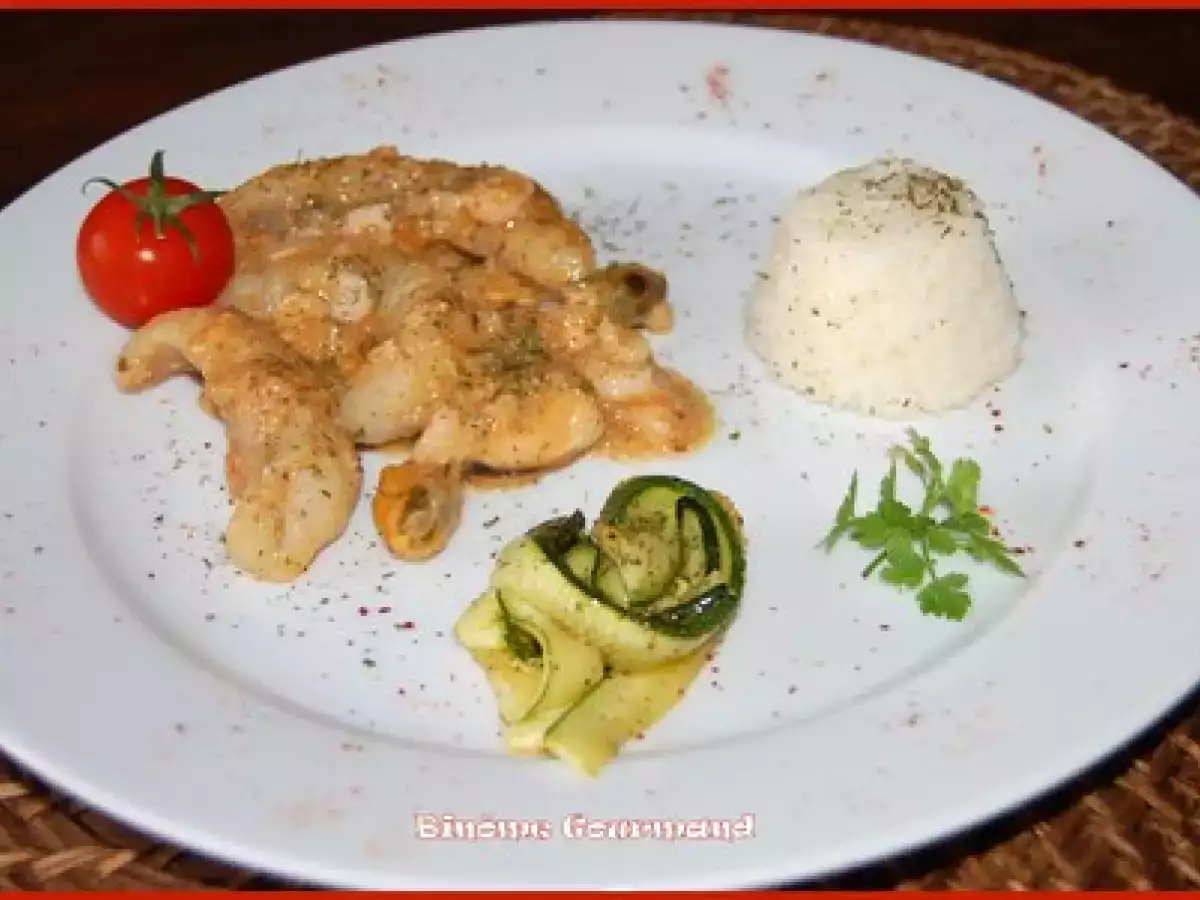 Filets de lotte gambas et moules, sauce aux amandes - photo 2