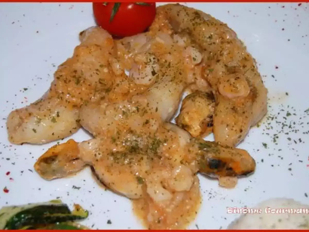 Filets de lotte gambas et moules, sauce aux amandes - photo 3