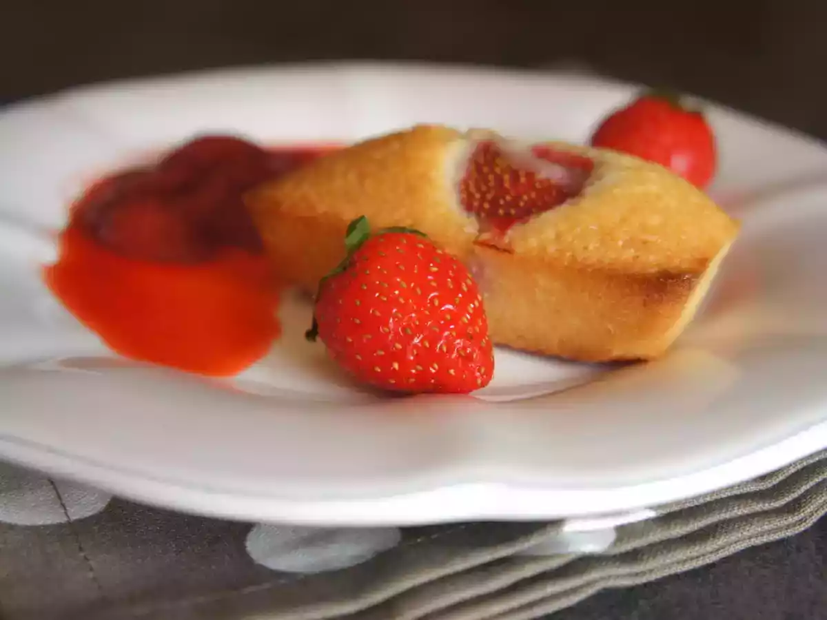 FINANCIER A LA FRAISE ET SA COMPOTÉE AU MIEL - photo 2