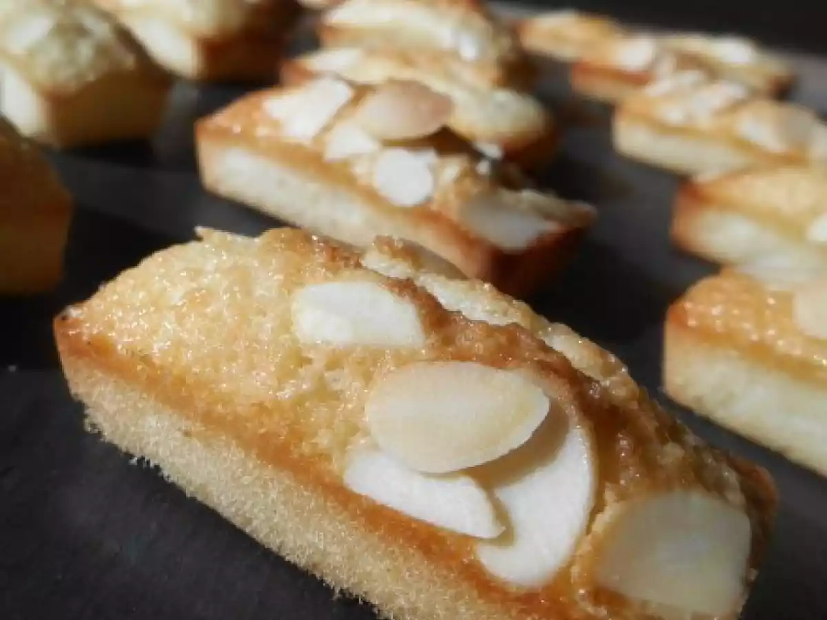 FINANCIERS AUX AMANDES EXPRESS