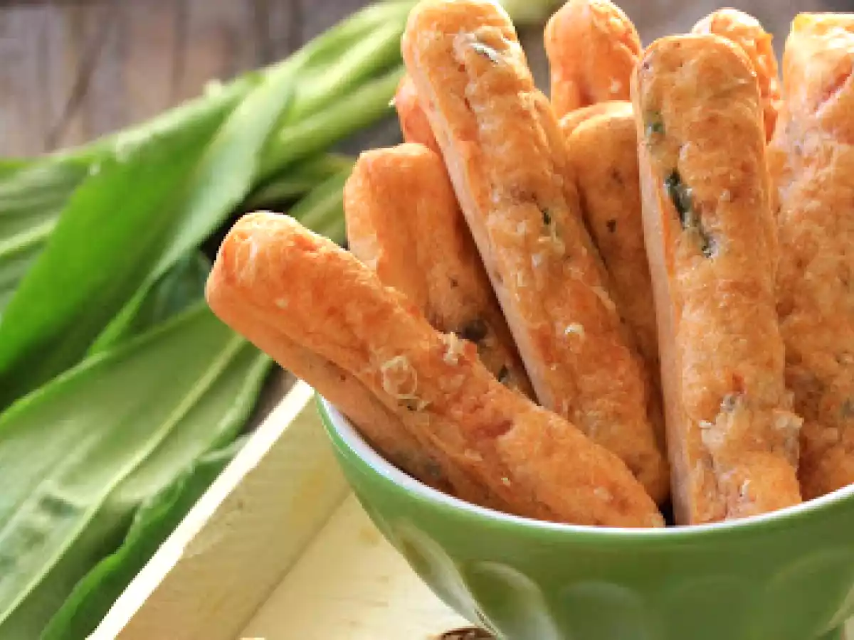 Fingers salés à l'ail des ours, tomates séchées et noisettes pour l'apéritif - photo 2