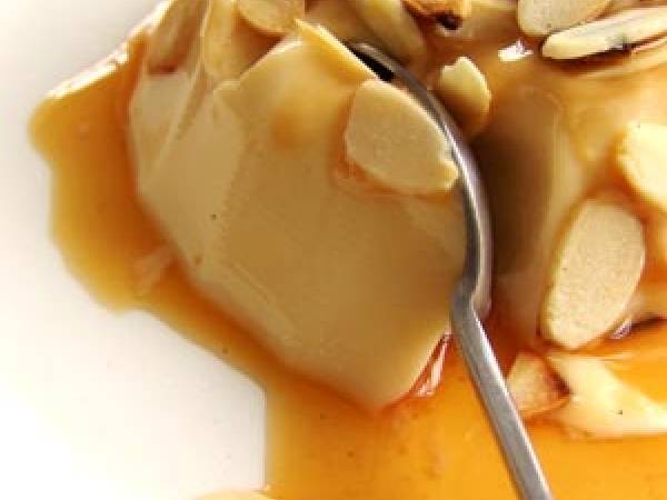 Flan de almendras