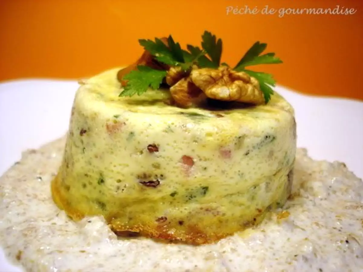 Flans aux girolles et jambon cru, sauce aux noix - photo 2