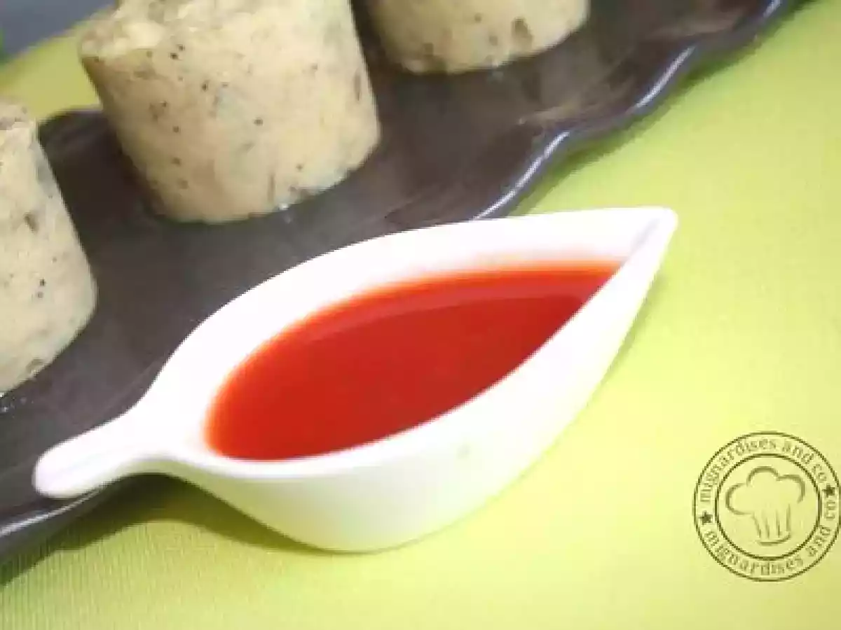 FLANS DE POIREAUX AU PARMESAN COULIS DE TOMATE
