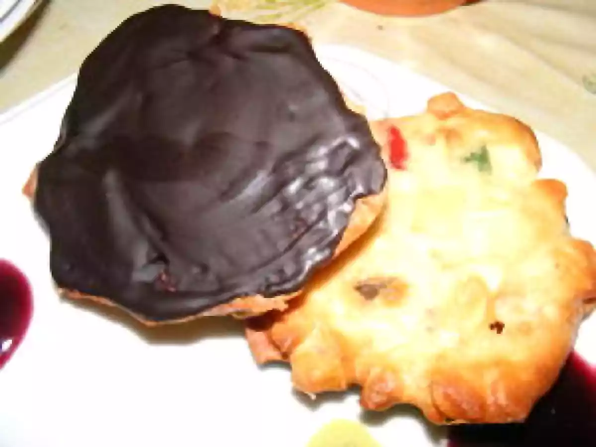 FLORENTINS, GLACE PISTACHE ET COULIS DE CERISES AU MARASQUIN - photo 2