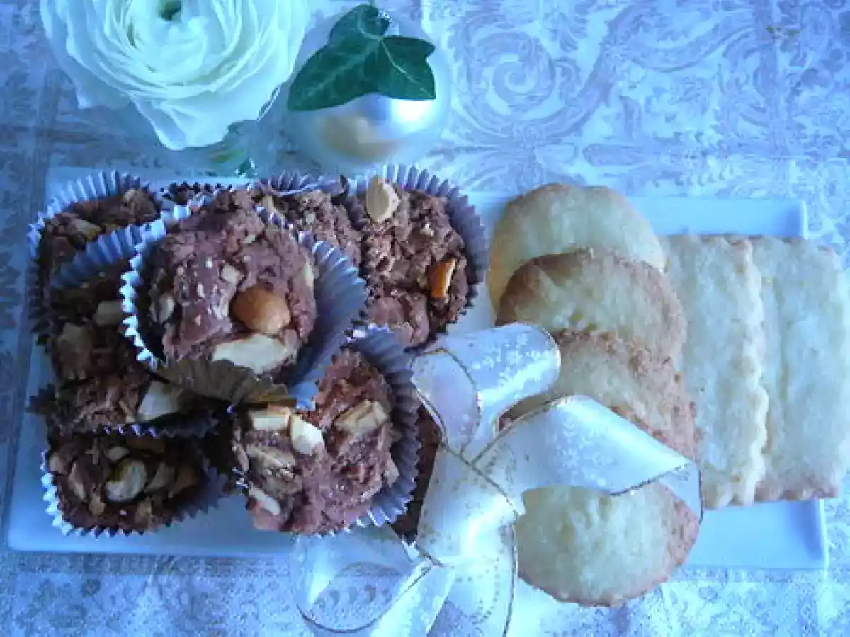 Florentins, Shortbreads et Fudge au chocolat, rhum et noix de cajou - photo 2