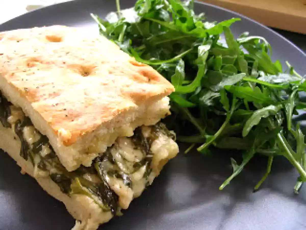 Focaccia fromage et roquette