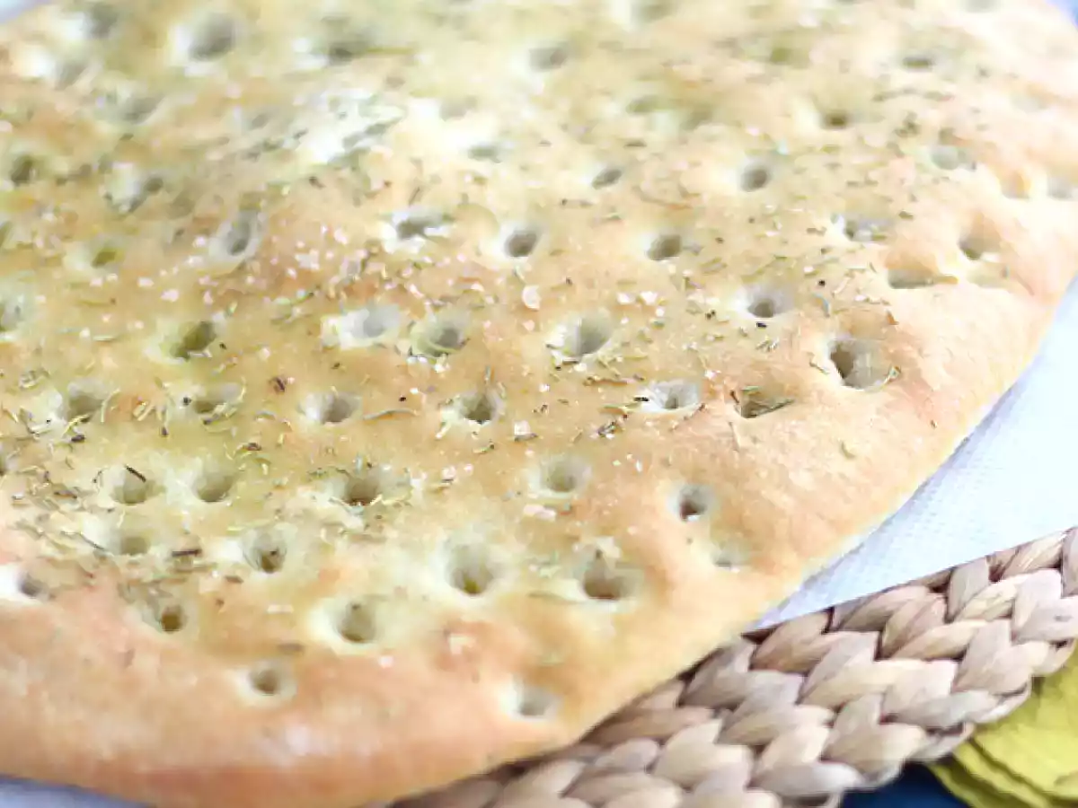 Focaccia, le pain italien au romarin - photo 2