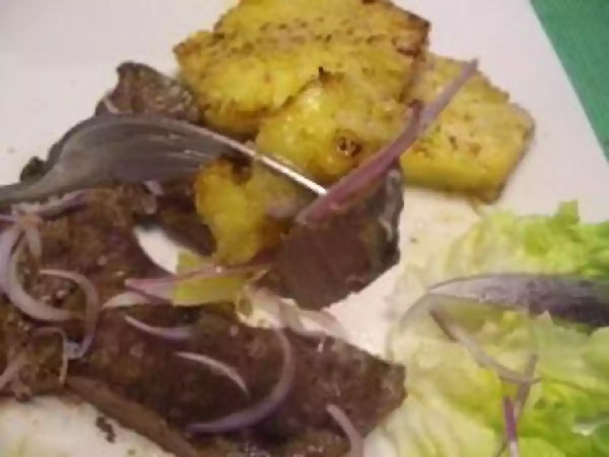 Foie de Broutard aux oignons rouge et ananas grillé - photo 4