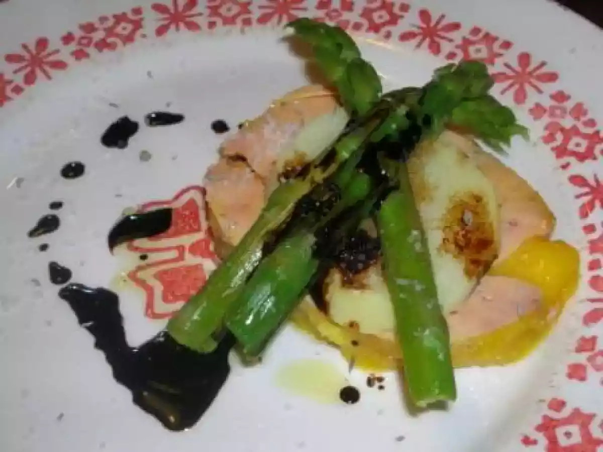 Foie gras aux asperges
