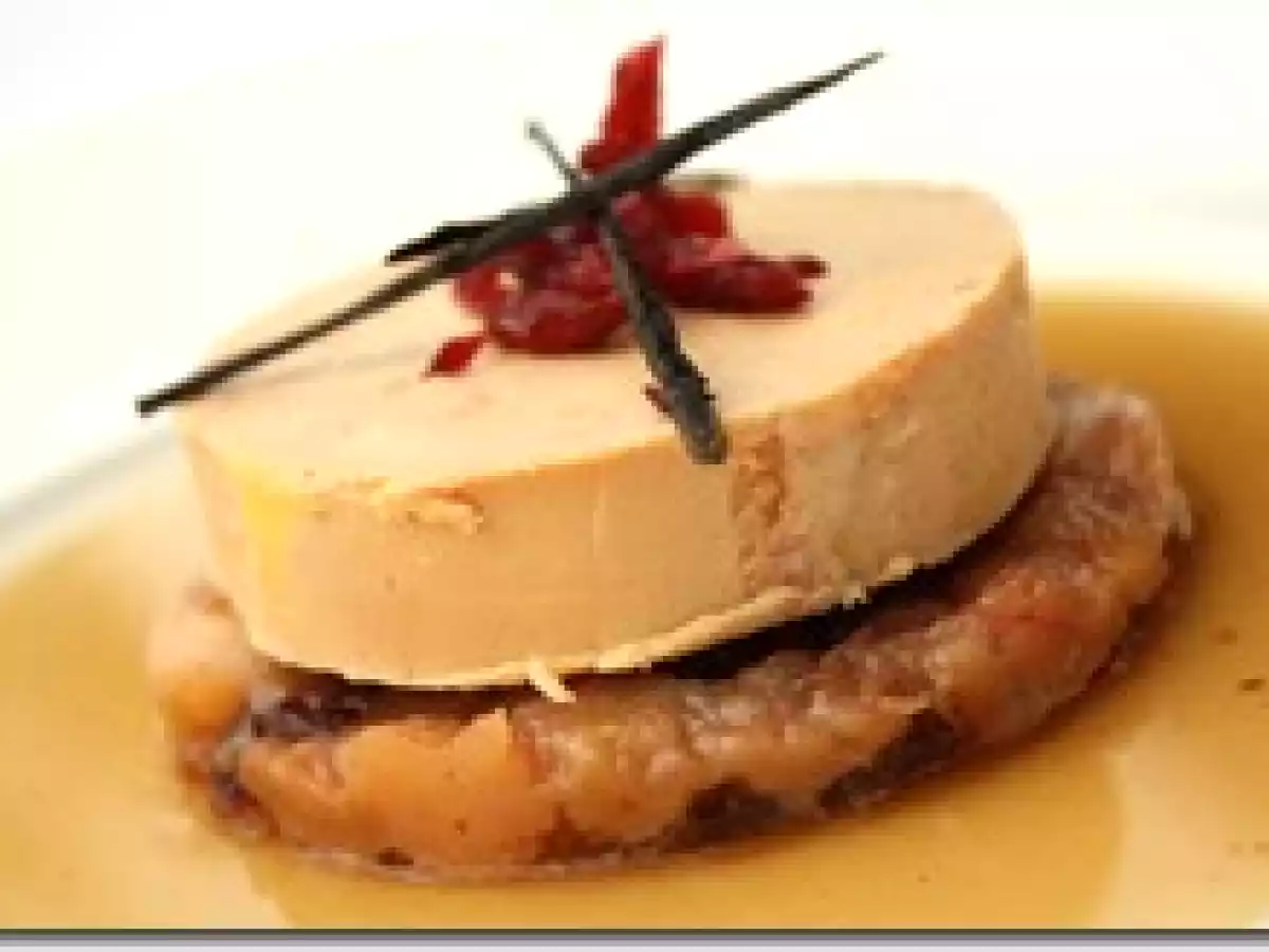Foie Gras d'Oie Poché, Chutney de Coing et Gelée à la Vanille - photo 3