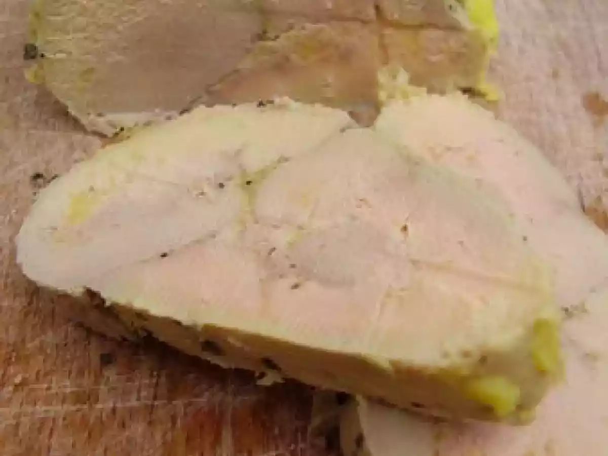 Foie gras naturel, version micro-ondes.Recettes festives #7.