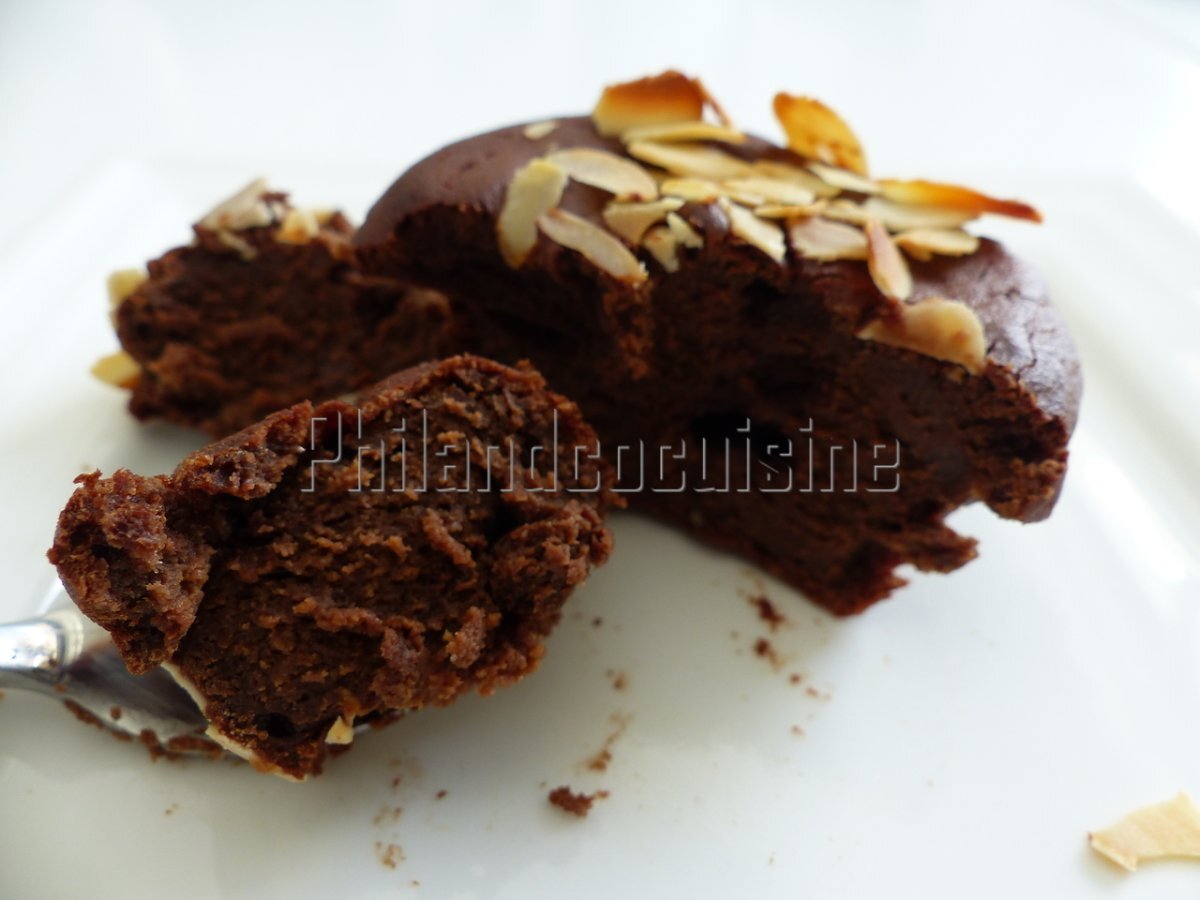 Fondant Au Chocolat Et A L Avocat Recette Ptitchef