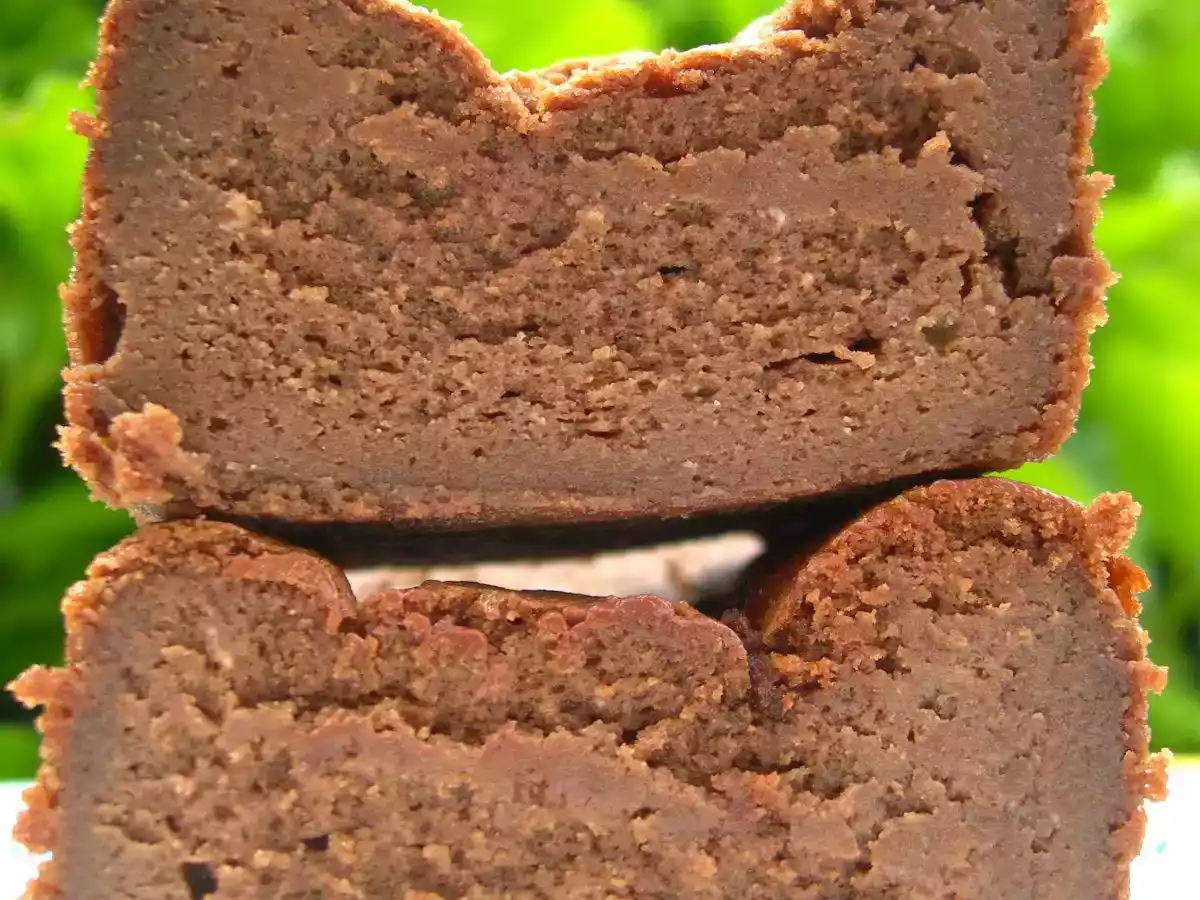 Fondant au chocolat noir ou au chocolat blanc et à la ricotta pour la bonne cause