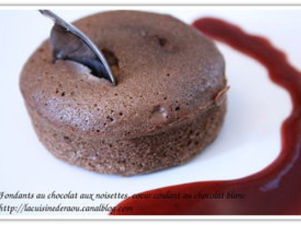 Fondants Au Chocolat Aux Noisettes Coeur Coulant Au Chocolat Blanc Recette Ptitchef