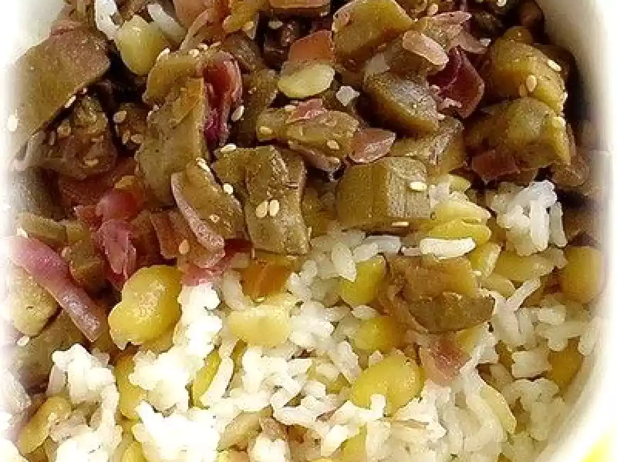 Fondue d'aubergine au riz et févettes sèches