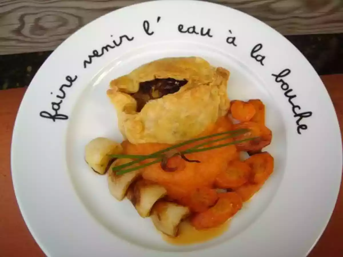 FONDUE d'endives en robe feuilletée et son coulis de carottes