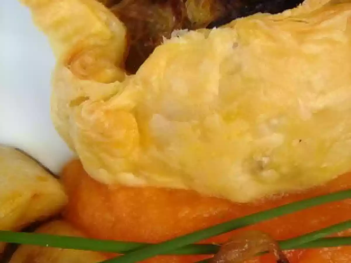 FONDUE d'endives en robe feuilletée et son coulis de carottes - photo 4