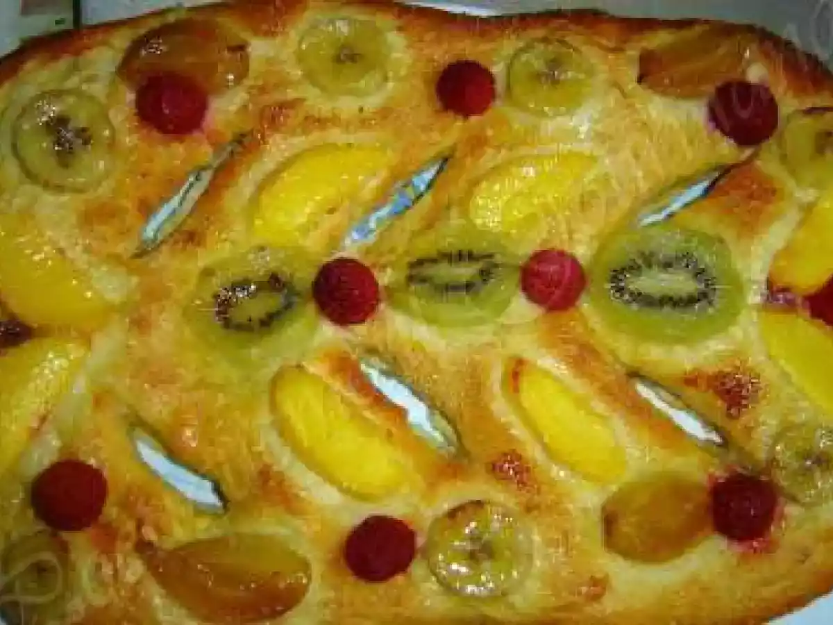 Fougasse aux fruits et à la fleur d'oranger