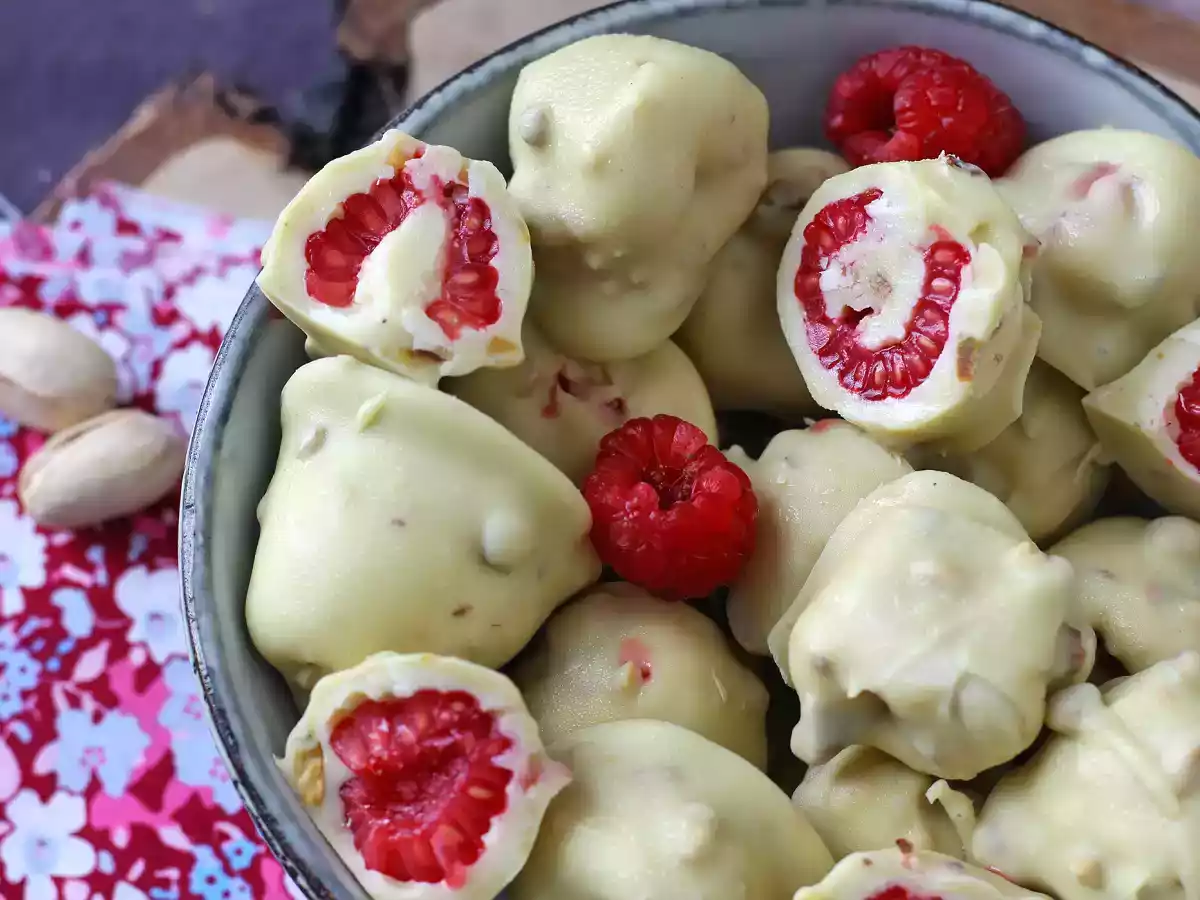 Franui à la pistache, de délicieuses framboises enrobées, fondantes et croquantes - photo 7