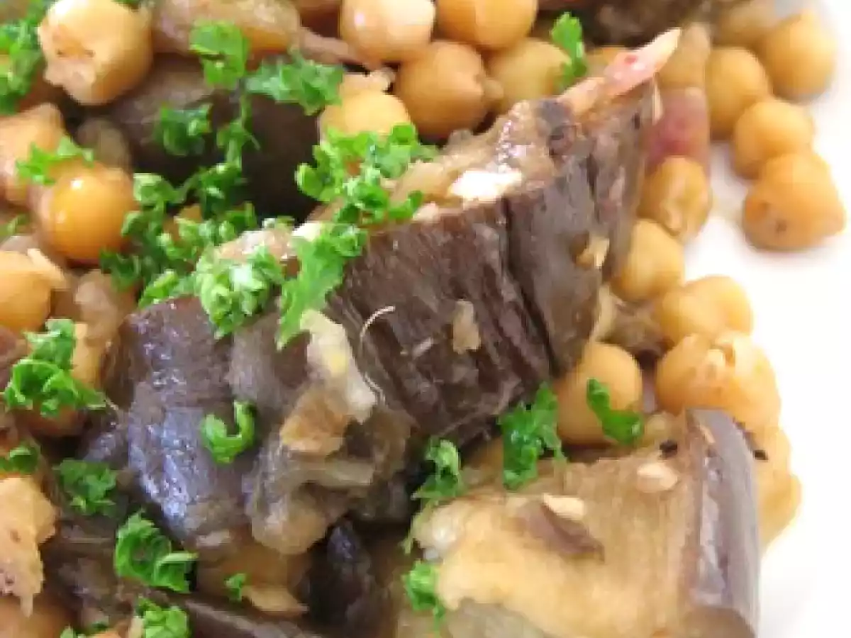 Fricassée d'aubergines et pois chiches