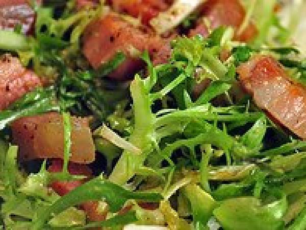 Frisée aux lardons