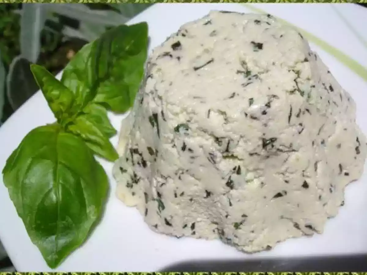 Fromage de chèvre frais au basilic ... mais végétalien !