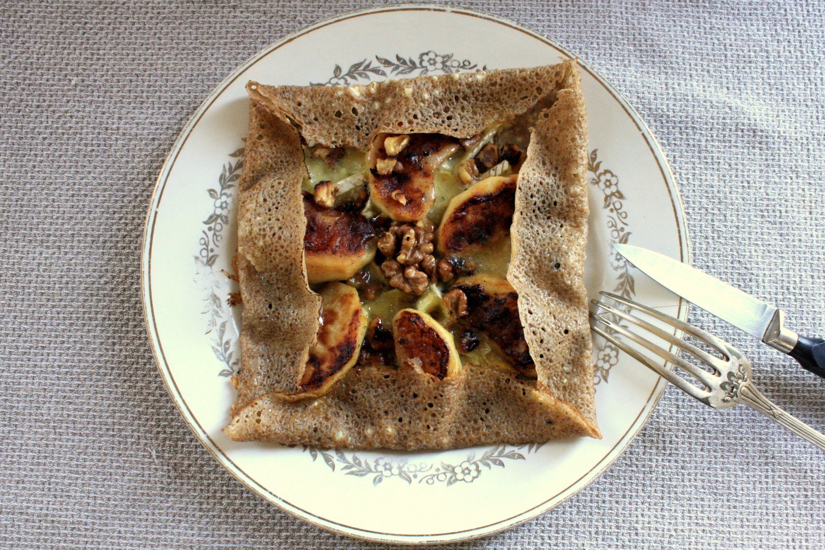 Galette au brie, pommes & noix, Recette Ptitchef