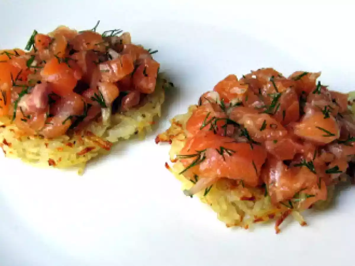 Galette de pommes de terre au tartare de saumon - Nordische Röstis oder Reibekuchen