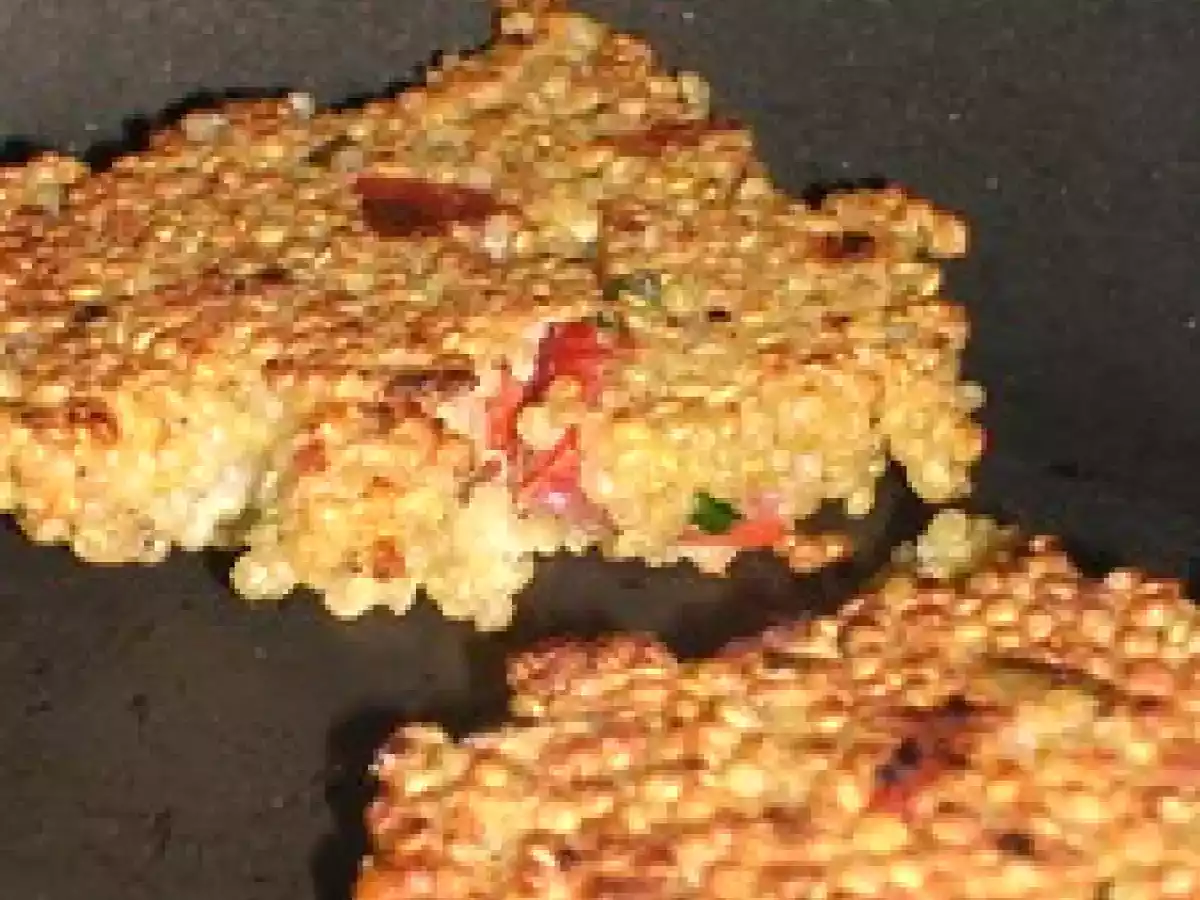 Galette de quinoa à la tomate