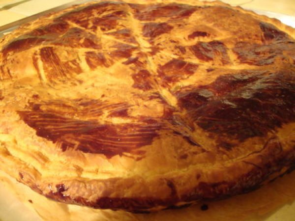 Galette Des Rois A La Compote De Pomme Vanillee Recette Ptitchef
