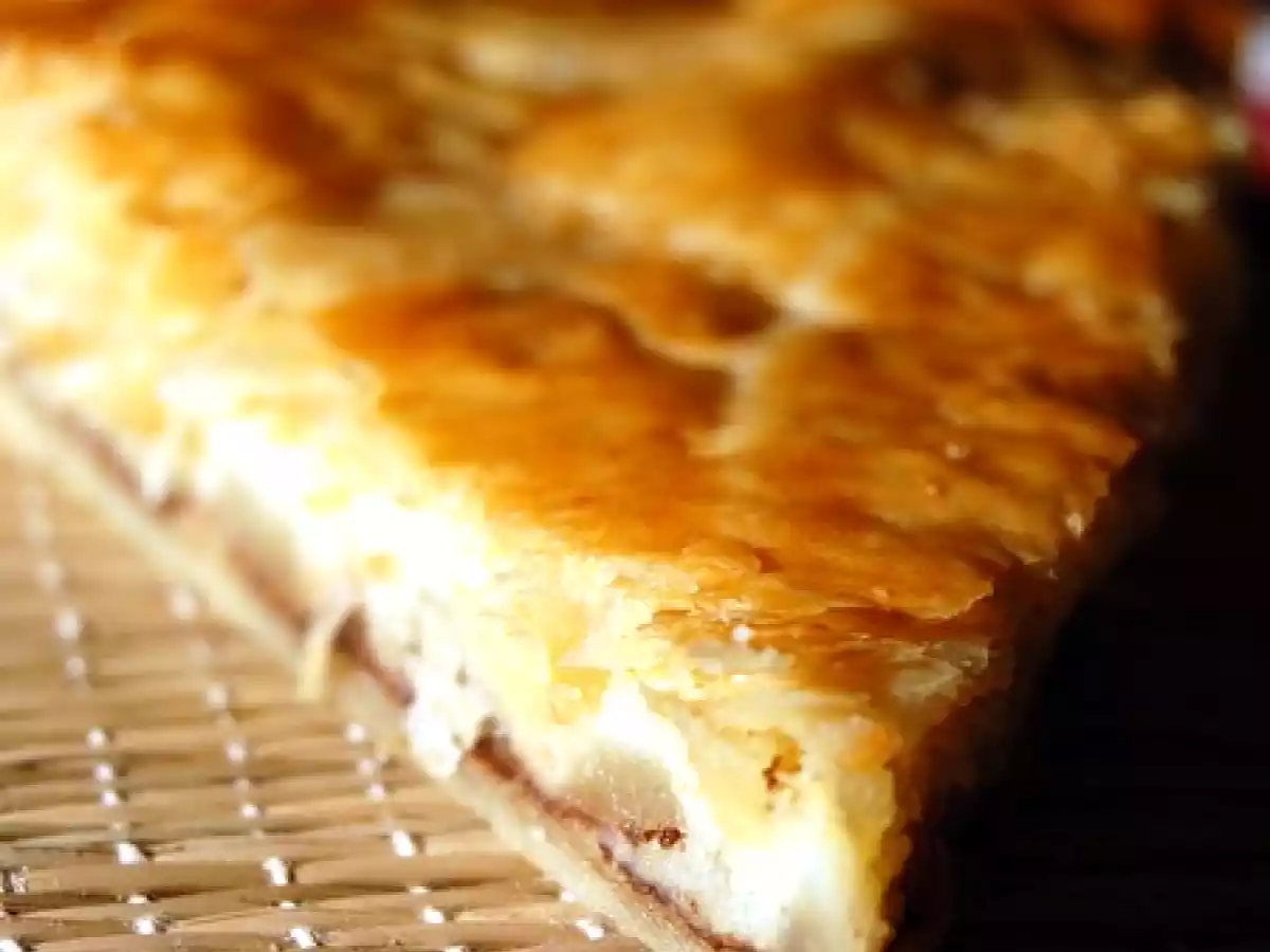 Galette des rois frangipane, poires & chocolat