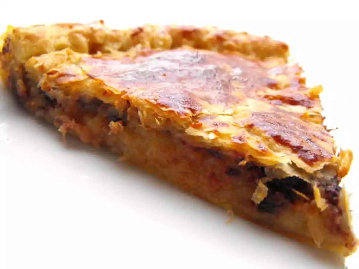 Galette des rois pommes, chocolat, cerises et amandes - photo 2