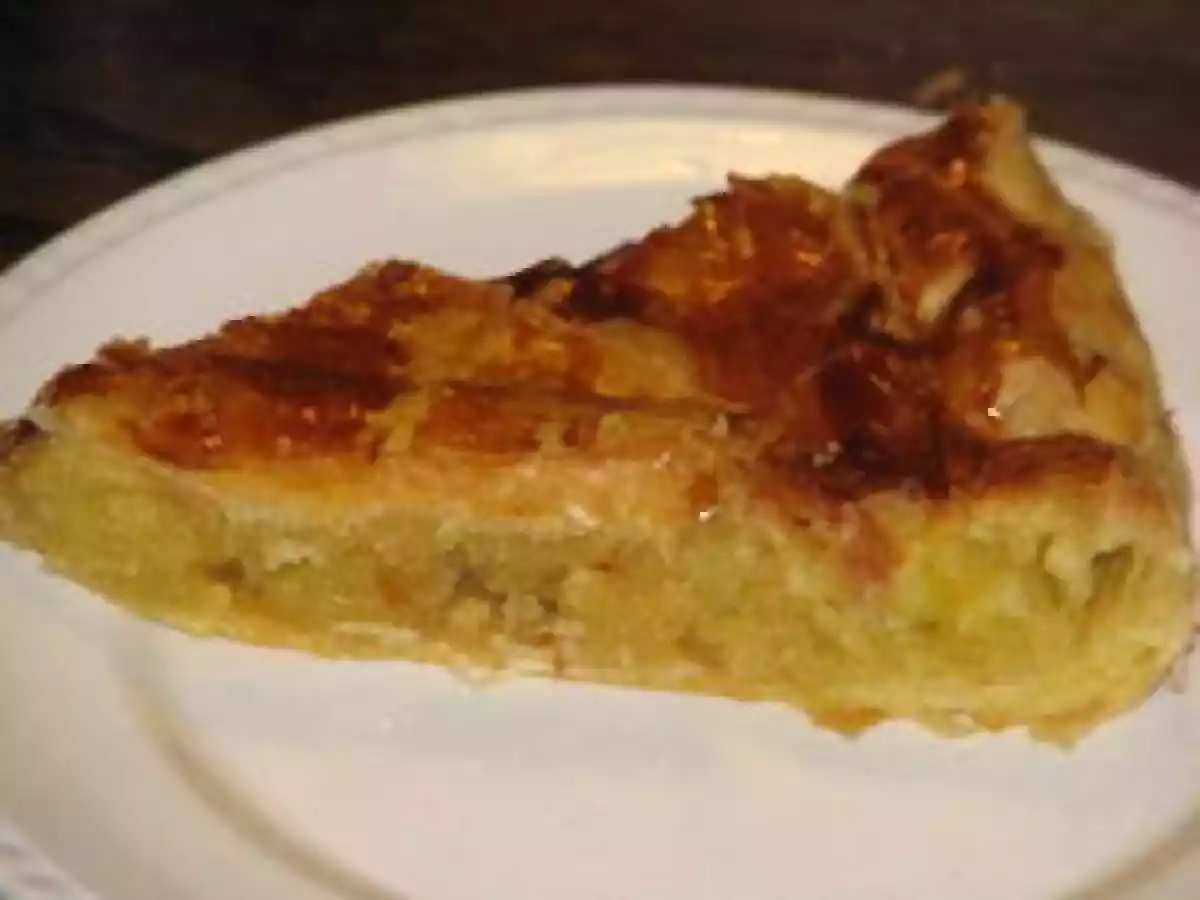 Galette frangipane, pistache et griottes