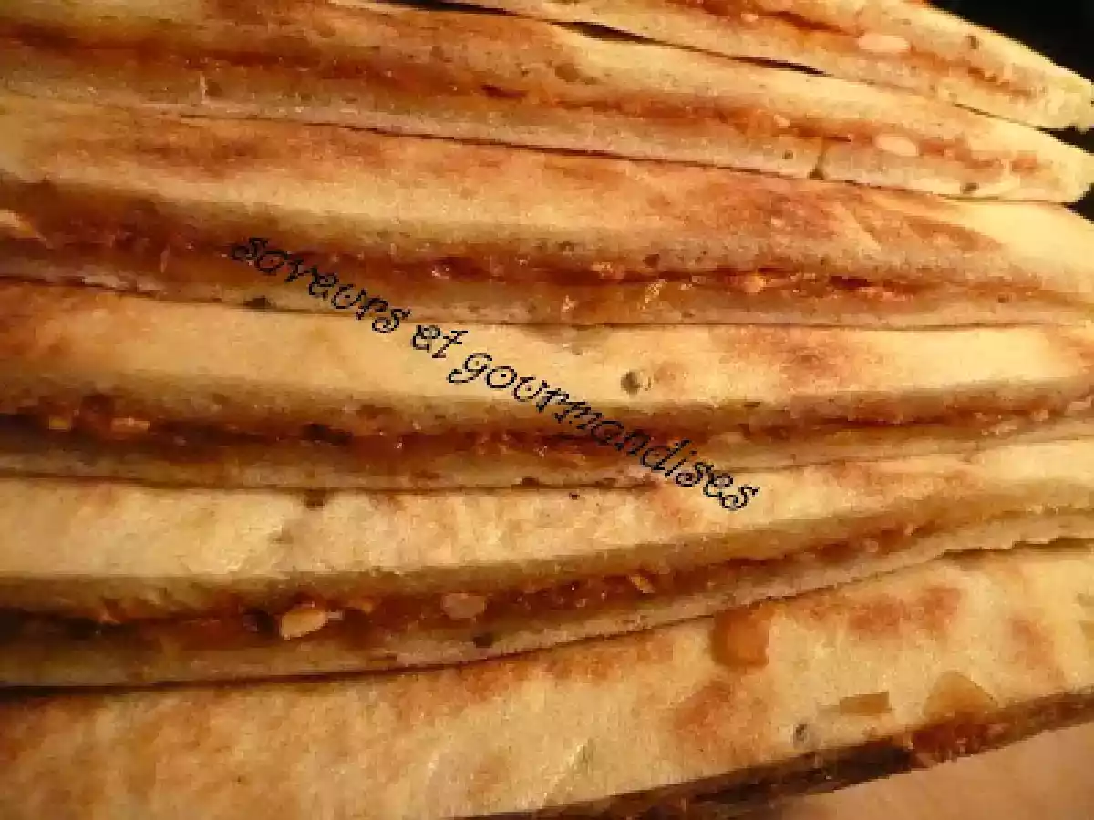 GALETTE OU KESRA FARCIE.