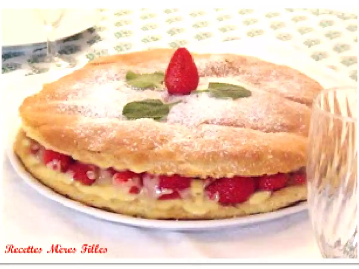 Galette tropézienne aux fraises