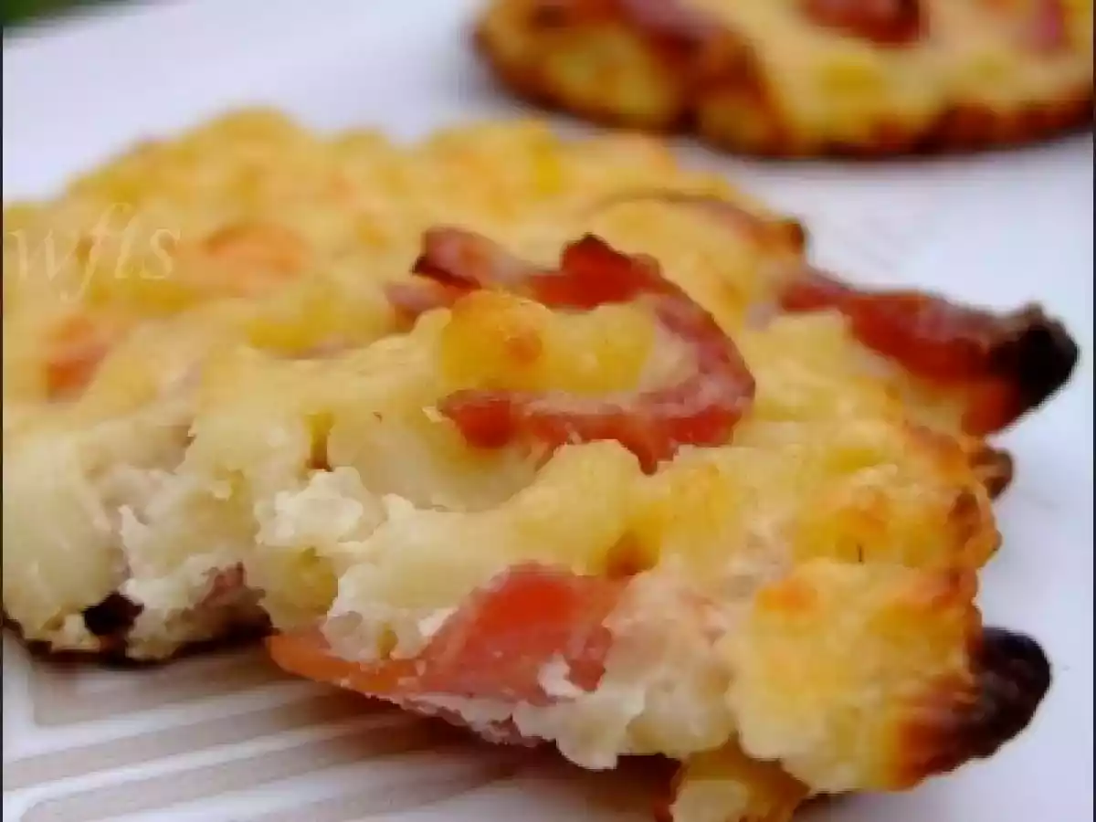 Galettes de coquillettes au bacon