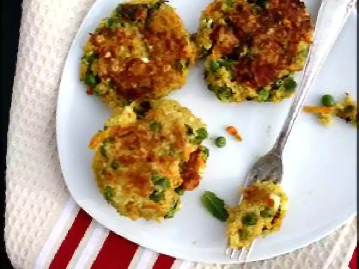 Galettes de millet aux légumes, au chèvre frais et à la menthe