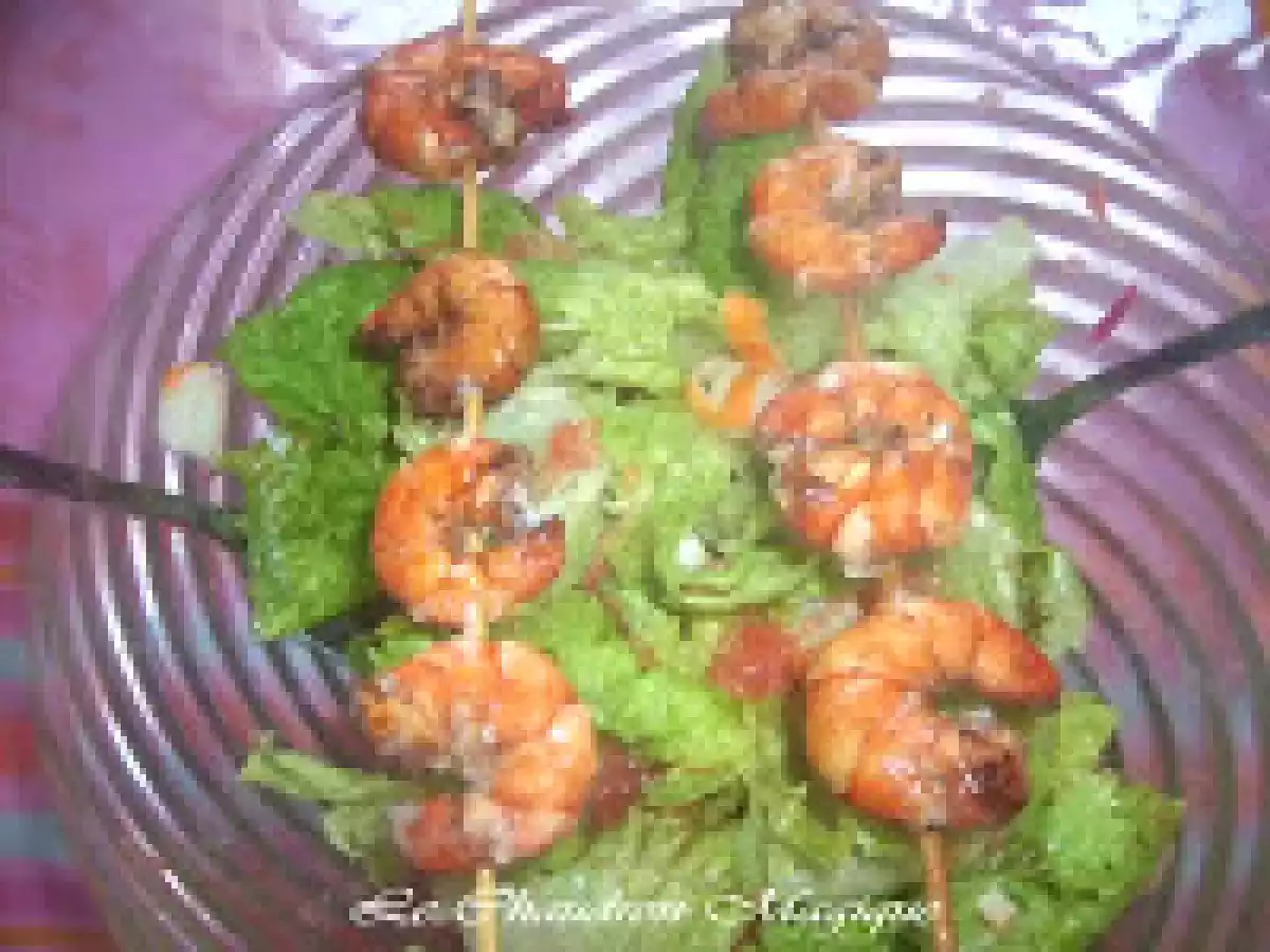 Gambas au vinaigre balsamique et salade verte aux pamplemousses. - photo 2