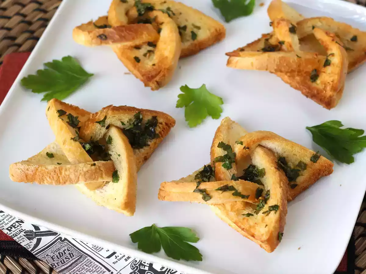 Garlic bread façon étoile avec du pain de mie - photo 6