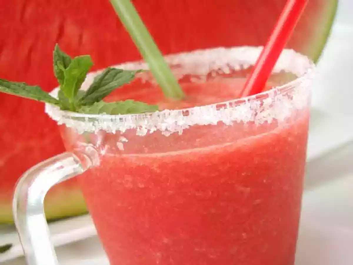 GASPACHO DE PASTÈQUE ET FRAISES