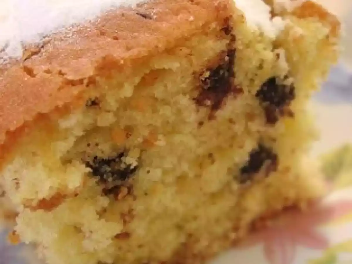 GATEAU A L'ORANGE ET AUX PEPITES DE CHOCOLAT