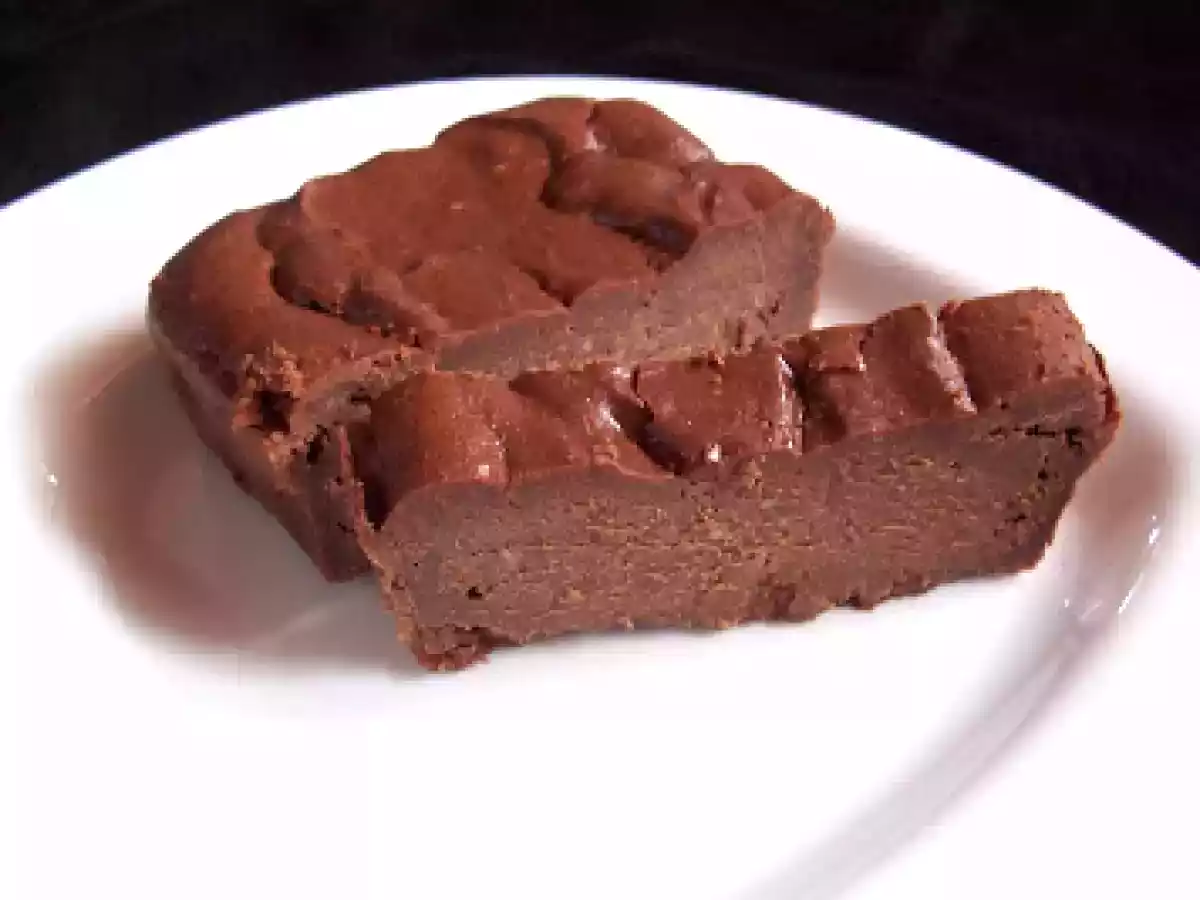 Gâteau à la brousse, chocolat et fève tonka