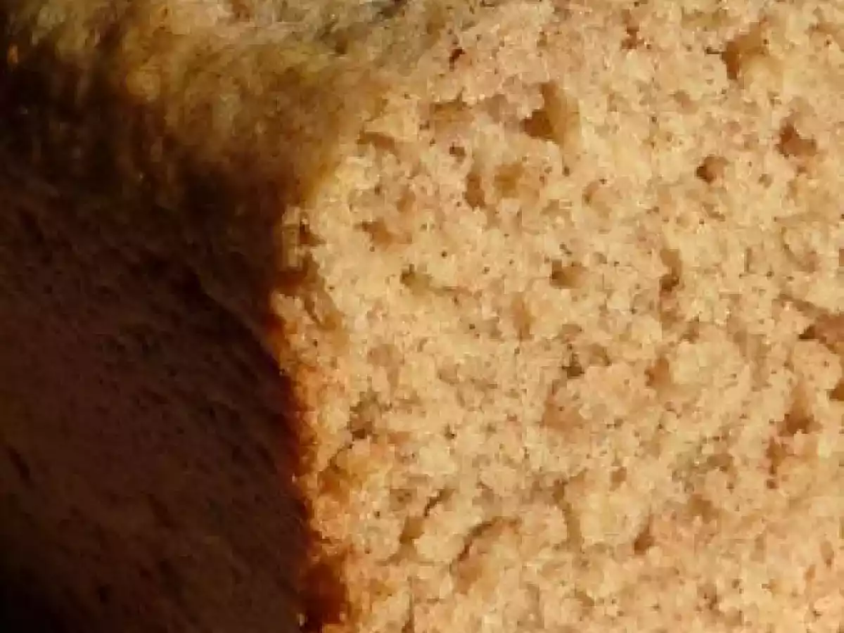 Gâteau à la compote de pomme et à la cannelle, sans oeufs