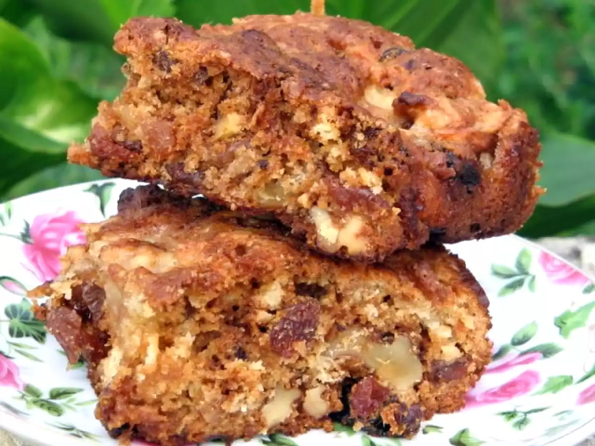 Gâteau à la compote de pomme et aux fruits secs - photo 2